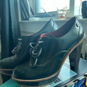 Tommy Hilfiger heels